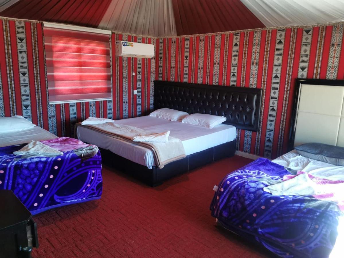 Wadi Rum Oscar Camp Eksteriør bilde