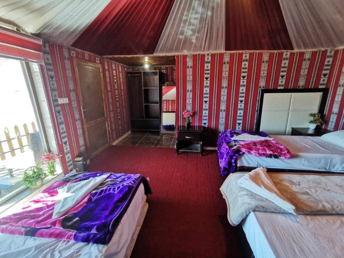 Wadi Rum Oscar Camp Eksteriør bilde