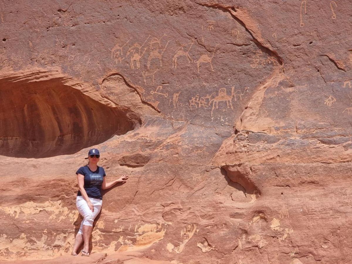Wadi Rum Oscar Camp Eksteriør bilde