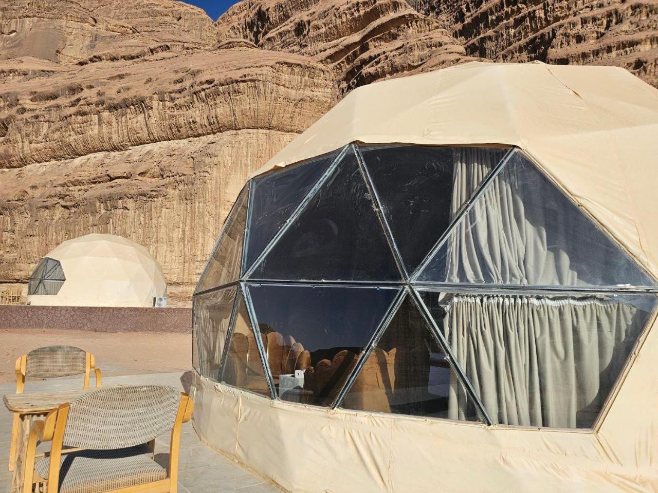 Wadi Rum Oscar Camp Eksteriør bilde