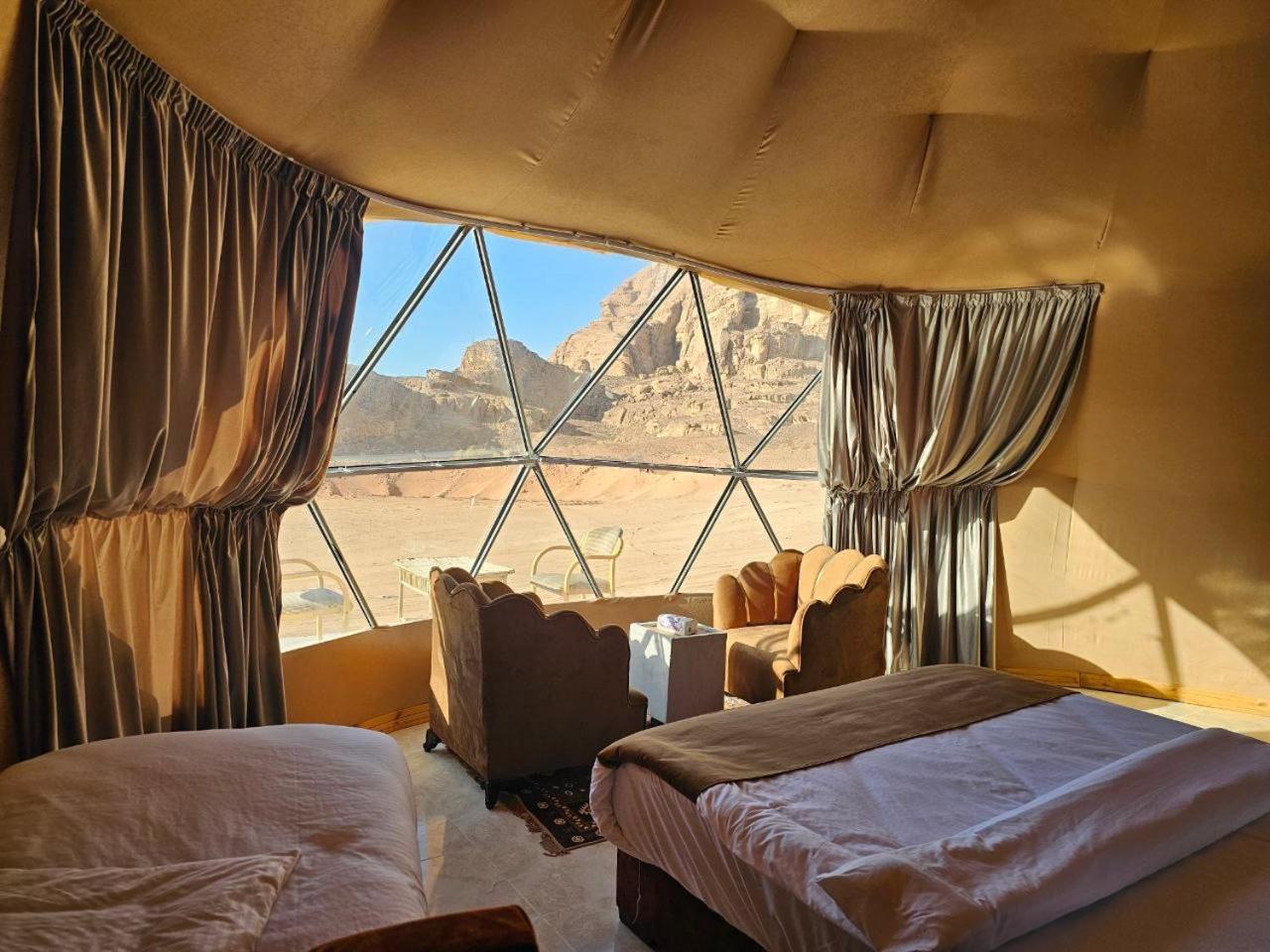 Wadi Rum Oscar Camp Eksteriør bilde