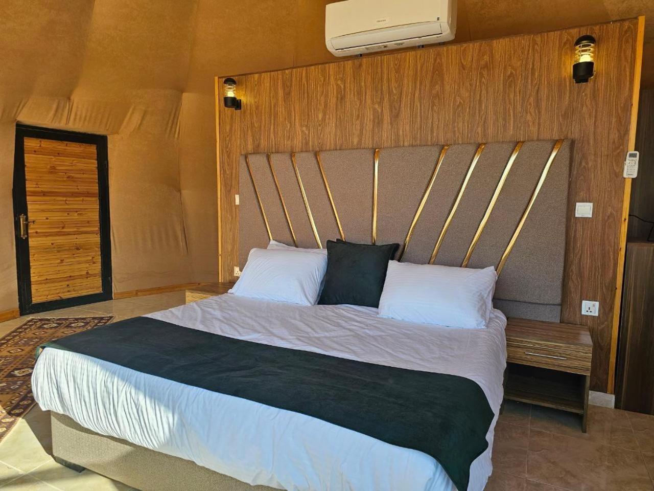 Wadi Rum Oscar Camp Eksteriør bilde