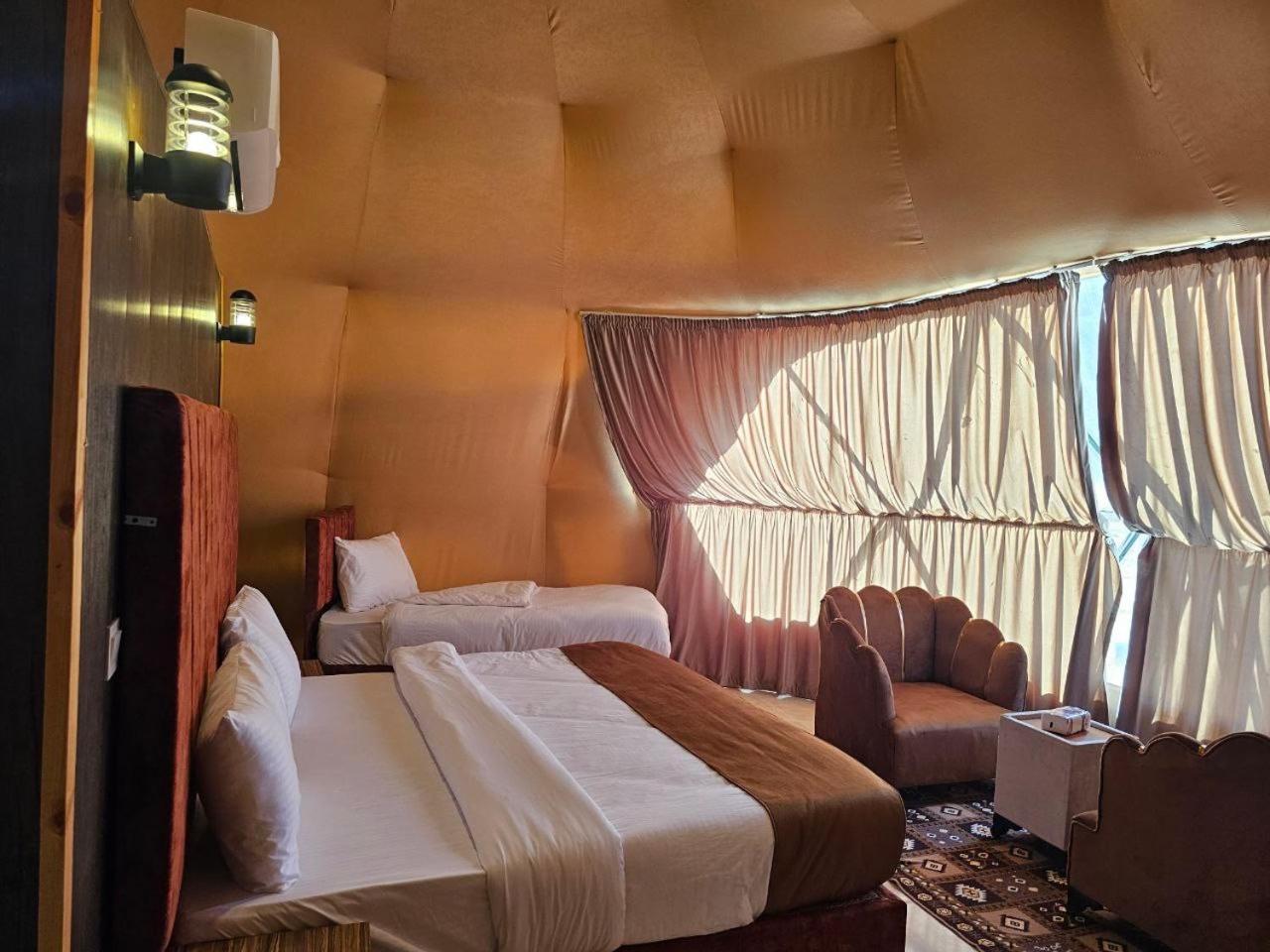 Wadi Rum Oscar Camp Eksteriør bilde