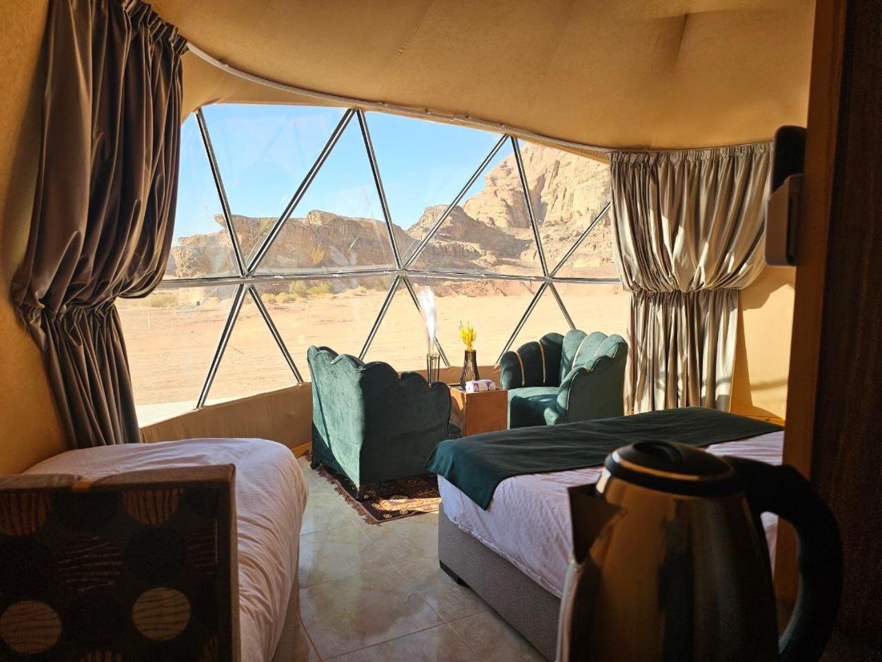 Wadi Rum Oscar Camp Eksteriør bilde