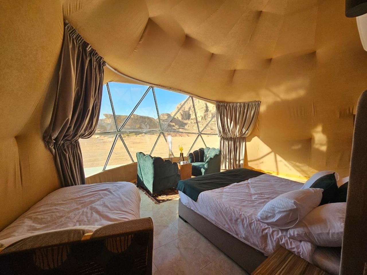 Wadi Rum Oscar Camp Eksteriør bilde