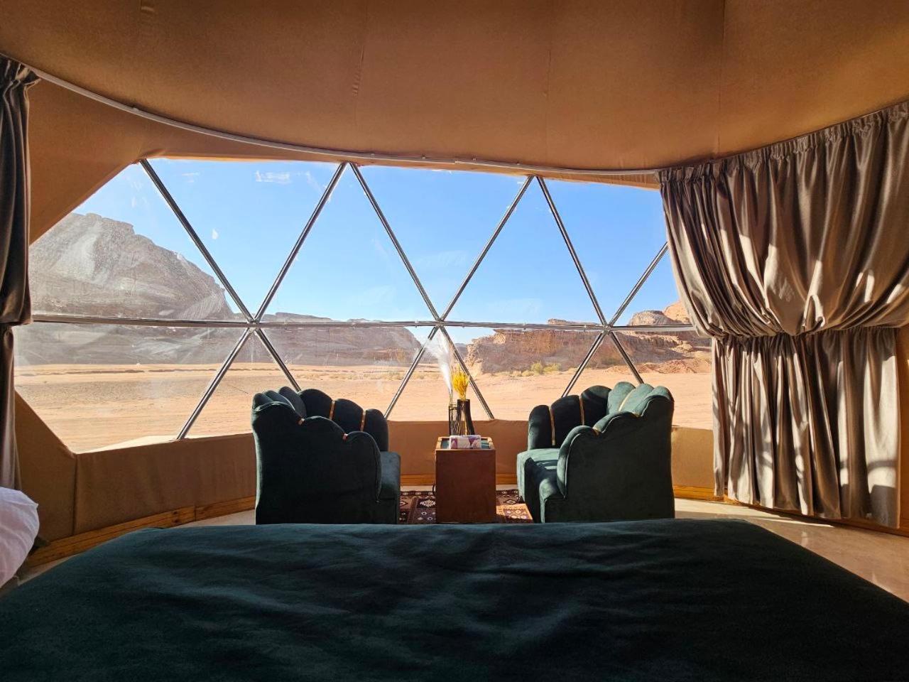 Wadi Rum Oscar Camp Eksteriør bilde