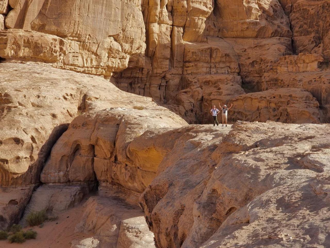Wadi Rum Oscar Camp Eksteriør bilde