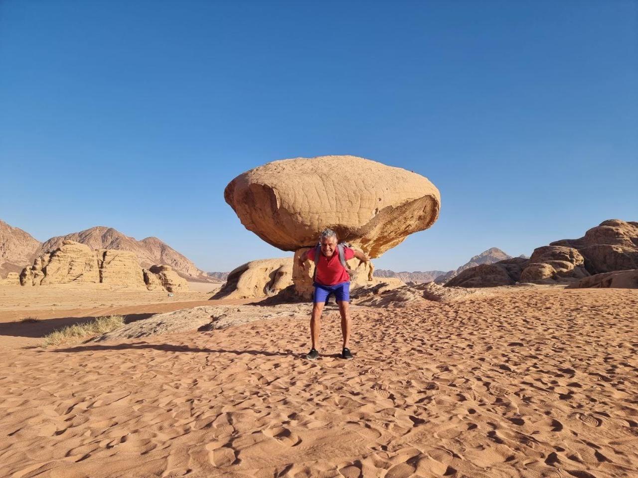 Wadi Rum Oscar Camp Eksteriør bilde